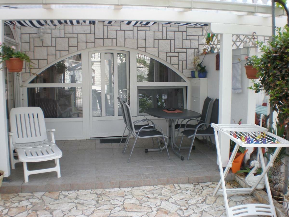Appartement Apatmani Peternel à Vir Extérieur photo